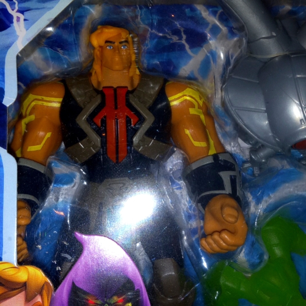 HEAMAN SKELATOR SEALED COLLCTION NEW